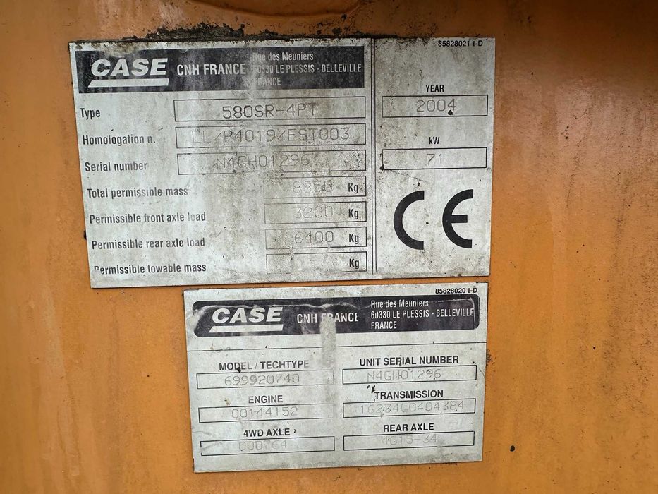 Buldoexcavator Case 580 Super R 2004 variante auto !