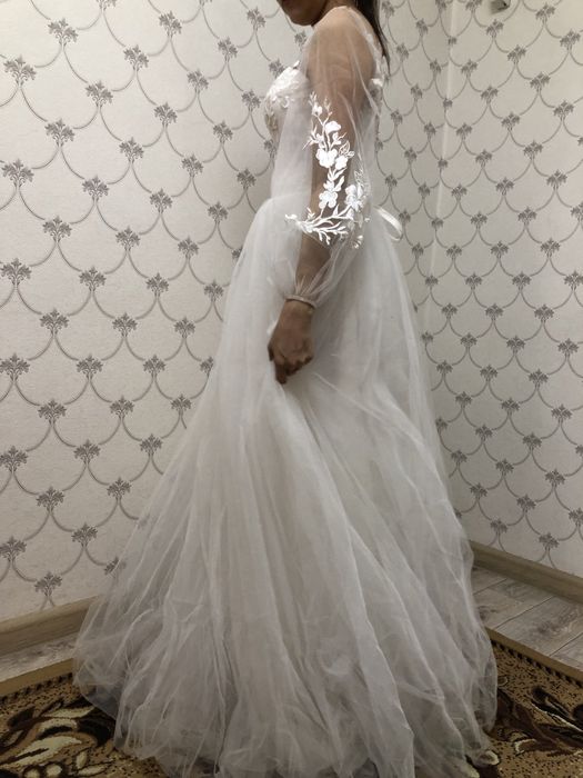 Свадебное платье, в отличном состояний.