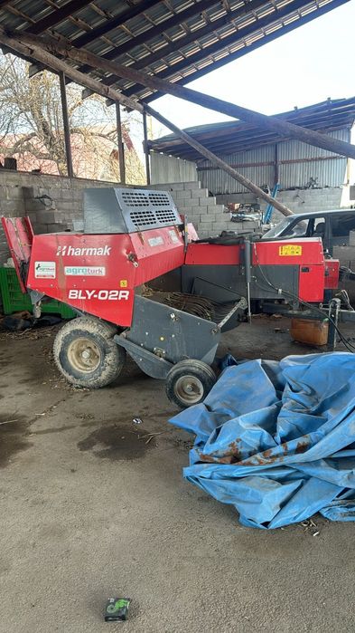 Продам прес подборщик Harmak