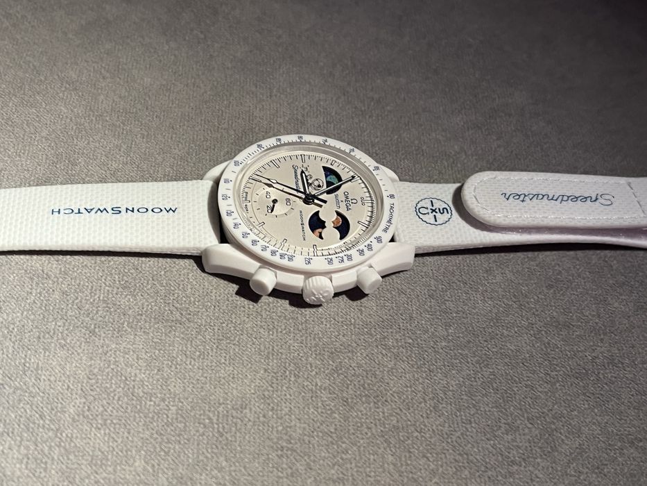 Ceas Omega x Swatch MoonSwatch – Alb – Stare foarte buna