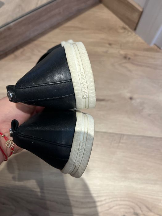 Calvin Klein черни гуменки