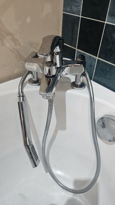 Cada baie cu  baterie