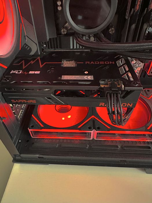 Vand Placa video Sapphire Radeon RX 6600 PULSE 8GB GDDR6 128-bit