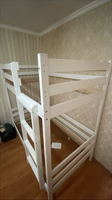 Продам детскую кровать