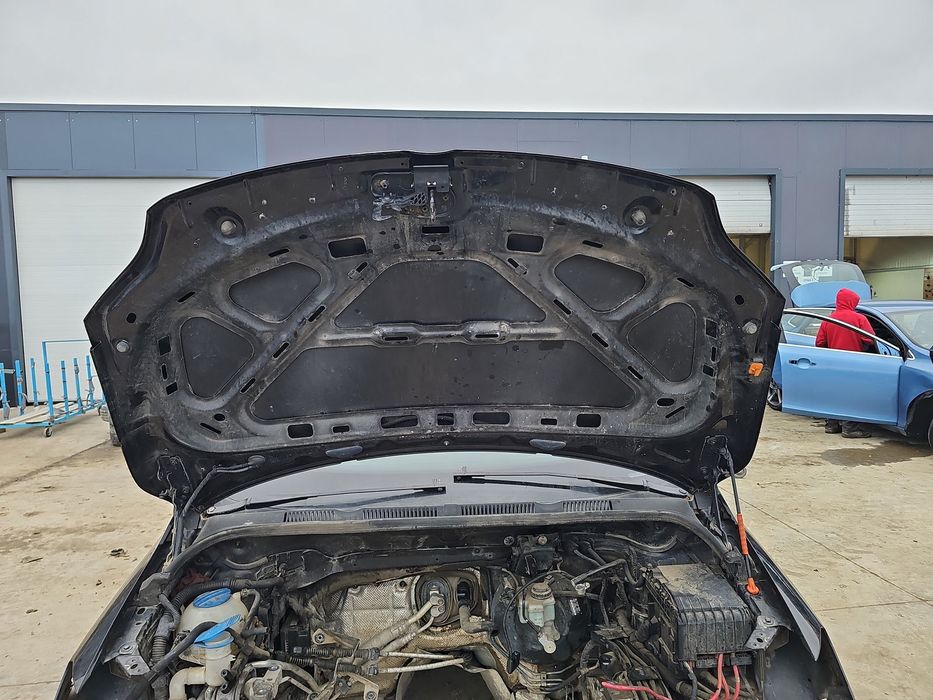 Capota motor Volkswagen Golf 5 Plus (5M1) [Fabr 2005-2008] OEM