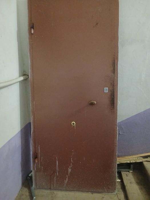 Дверь железная входная