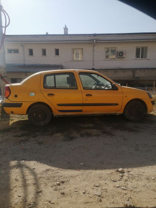 Рено симбол 2003г