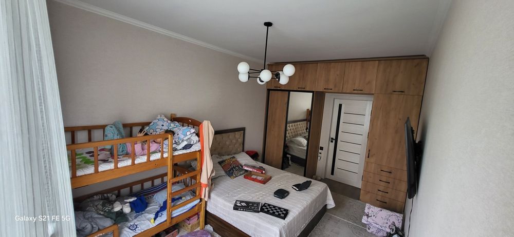 Чиланзар 20 квартал, 3/4/4,  балкон 1,5×6