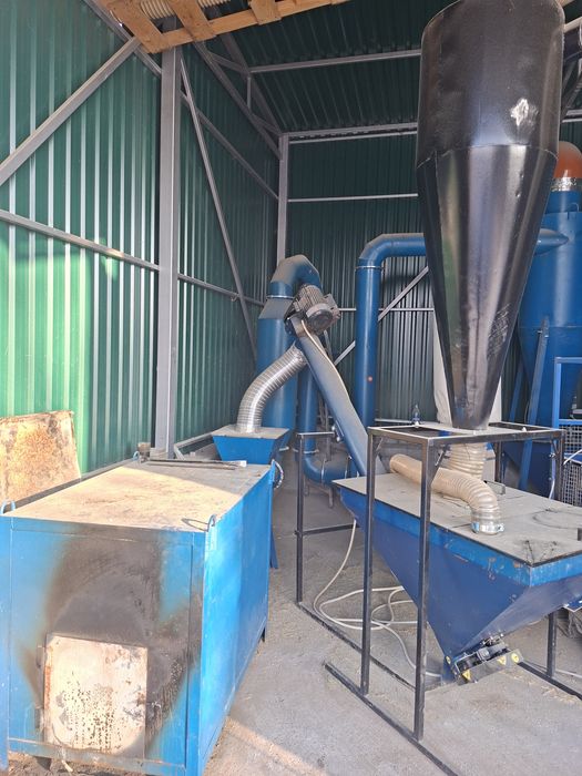 Linie brichete resturi vegetale si rumegus