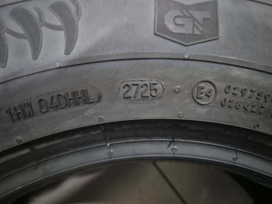 4бр Зимни Джипови Гуми 205/70/15 96T General 25г. 2 те  Чисто Нови