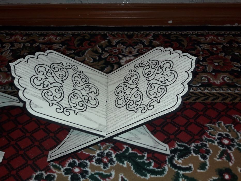 45000 Лавх потставка для книг оптом