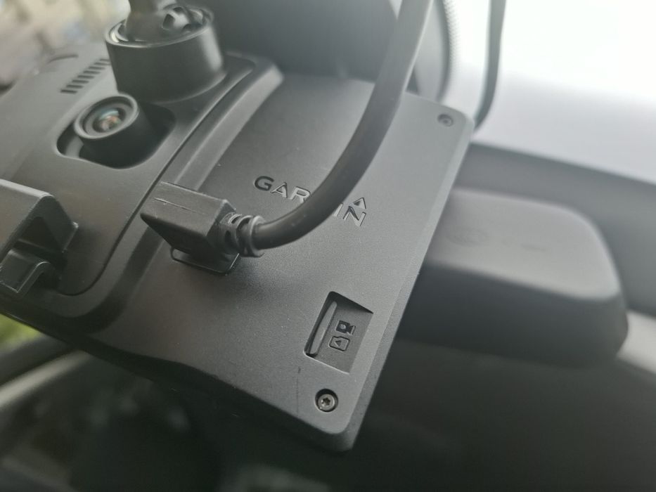 GPS Garmin cu CAMERA auto