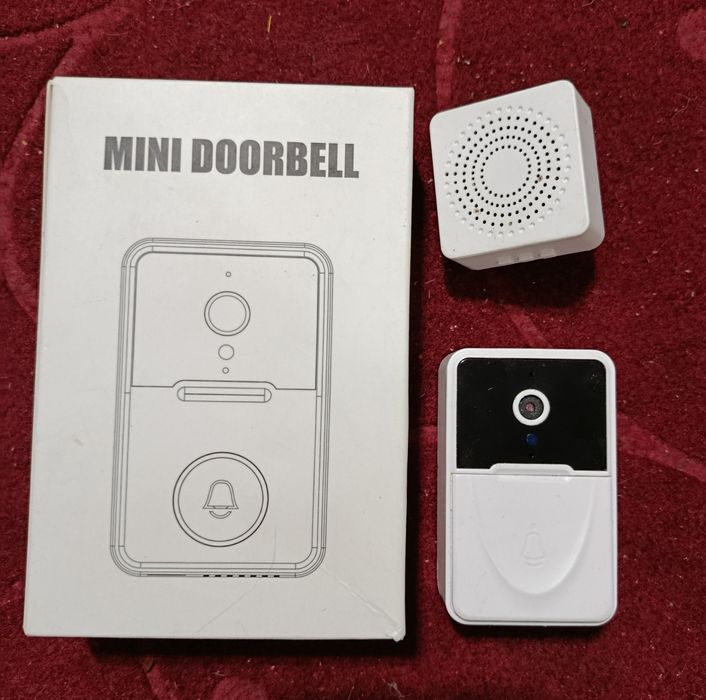 Видеозвонок на входную дверь.