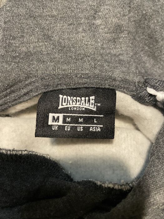 Мъжки суичър LONSDALE (M)