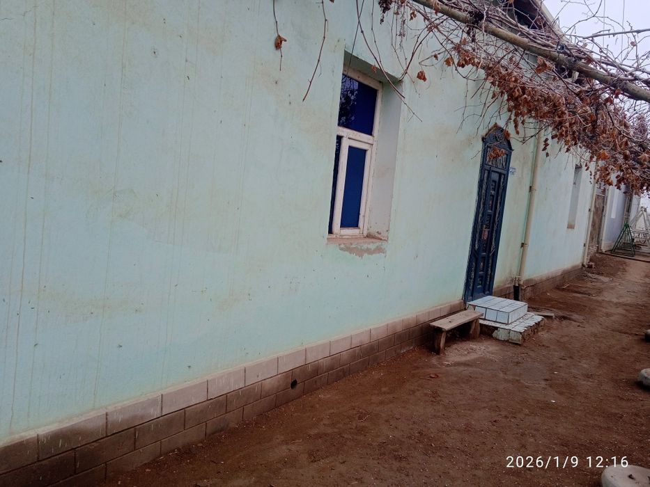 Shovot Boʻyrachida hovli joy sotiladi.