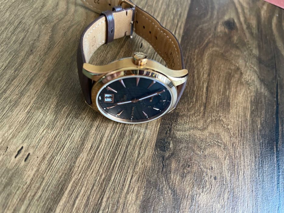 Оригинален швейцарски часовник Grovana / Позлата / 43 мм