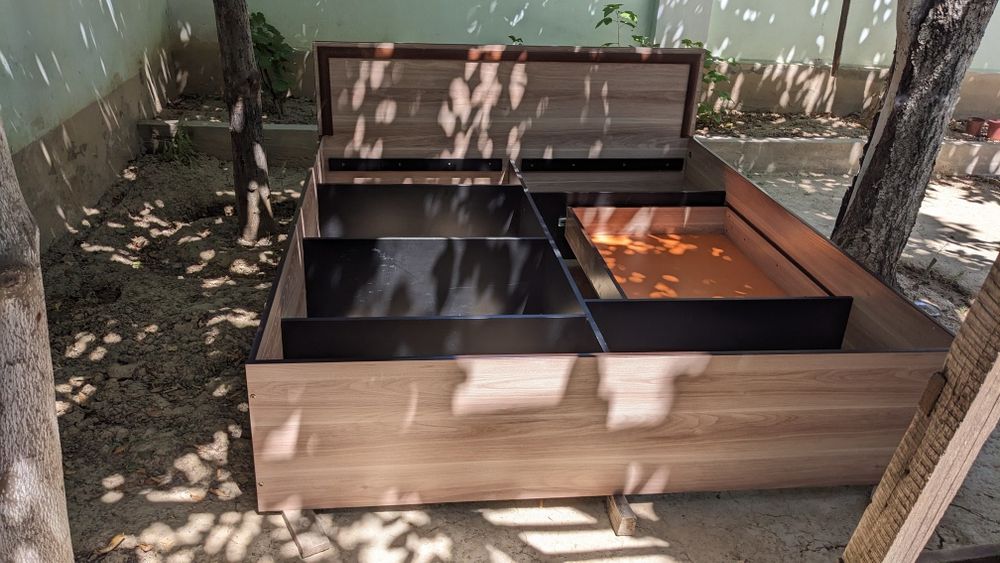 Кровать двуспальная