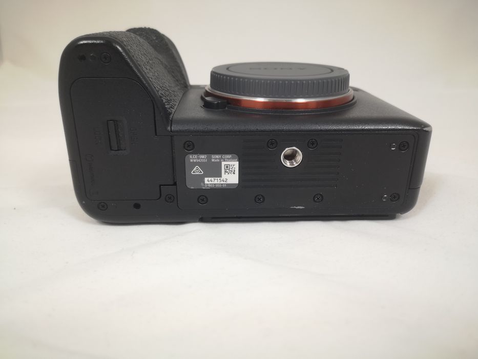 Sony A9 II много добро визуално и отлично функционално състояние
