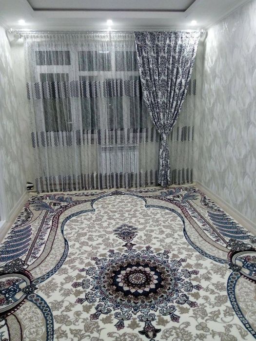 Oqiydigan va ishlaydigan qizlarga kvartira bor