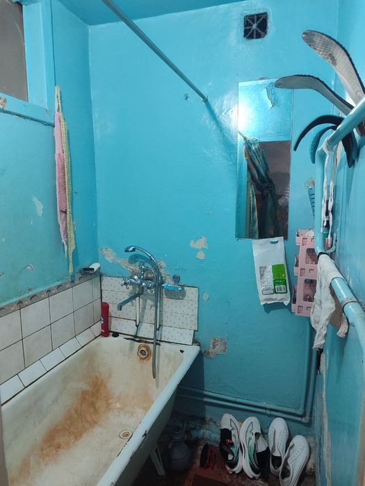 Продаётся квартира Чиланзар 24 квартал 2/1/4 два балкона, грузинка