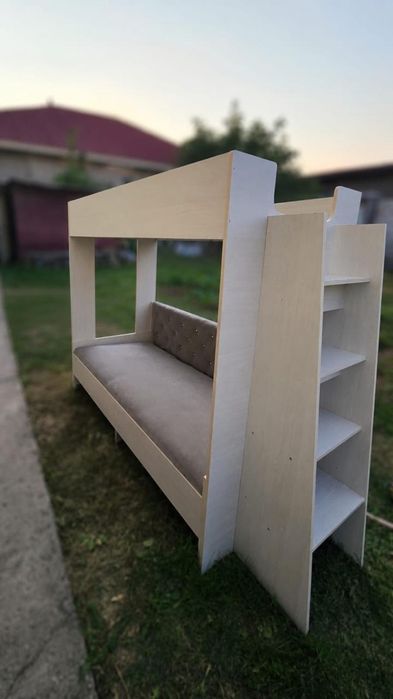 Продам двухярусную кровать