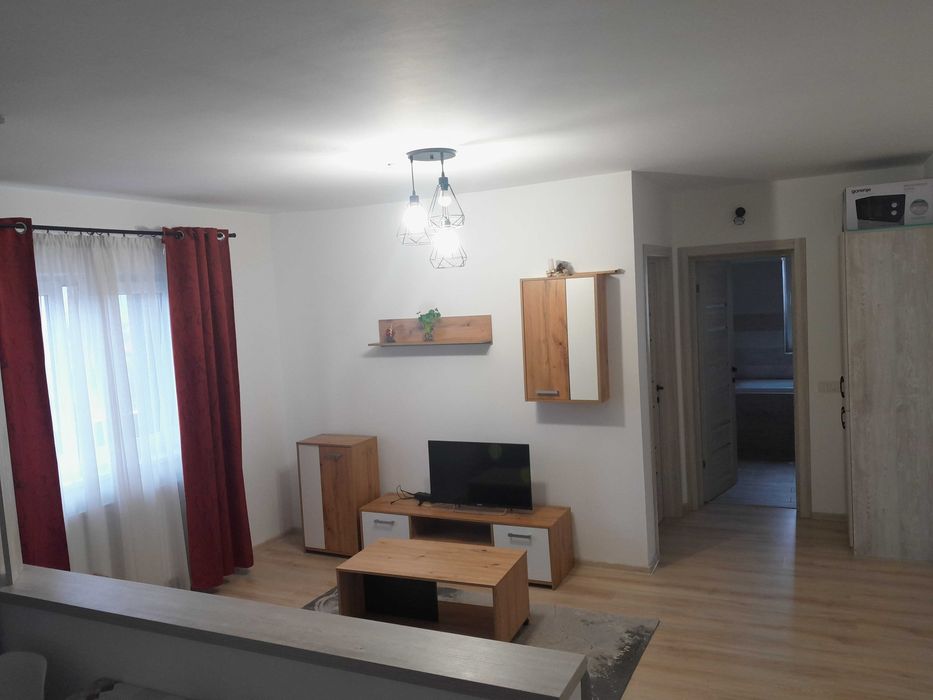 Inchiriez apartament 2 camere