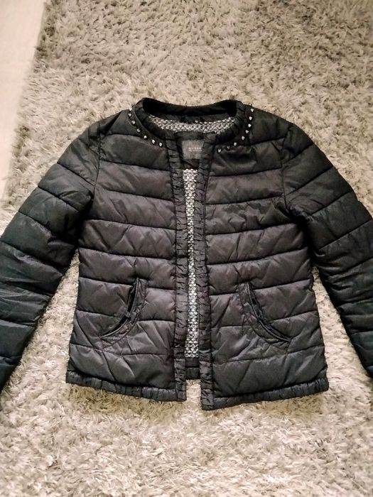 Преходно яке Guess