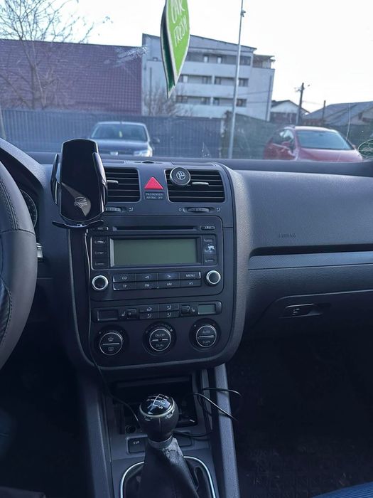 VOLKSWAGEN Golf 2006 — imagine 5