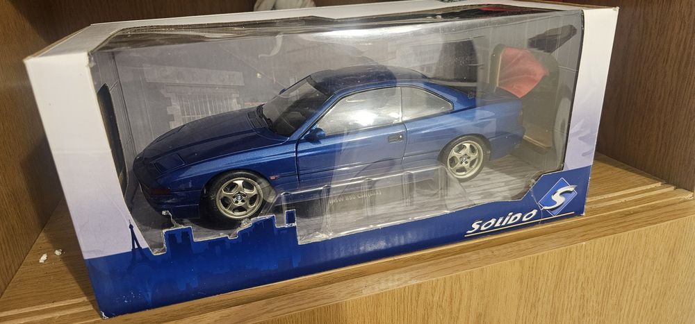 Мащабни модели 1:18