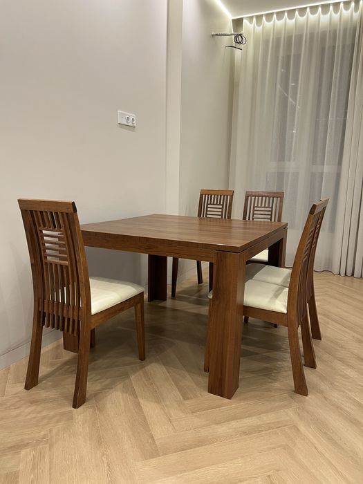 Продам стол со стульями