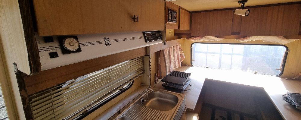 De colectie rulota comercială fastfood inmatriculata in Ro.