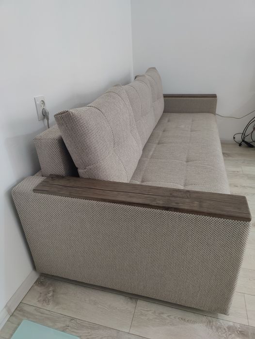 Продам  два дивана