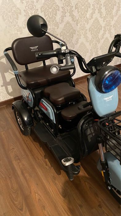 Электрический  мопед