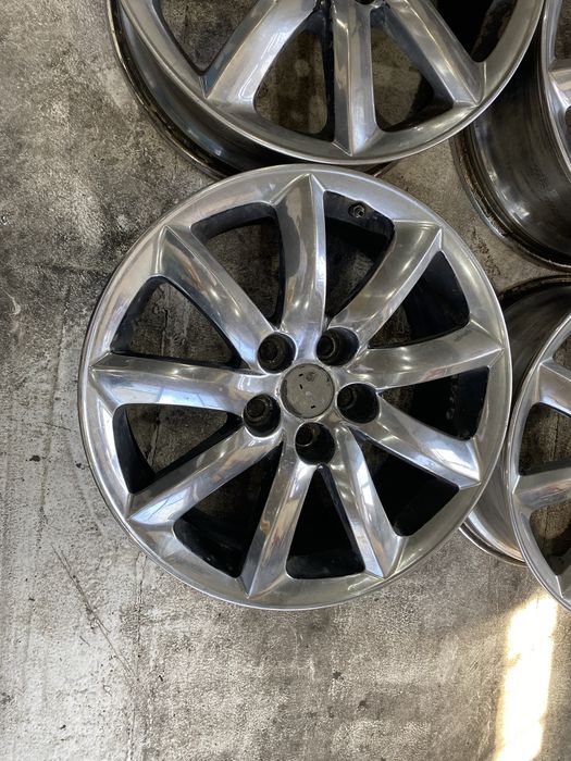 Диски R18 на Toyota (5*114.3)