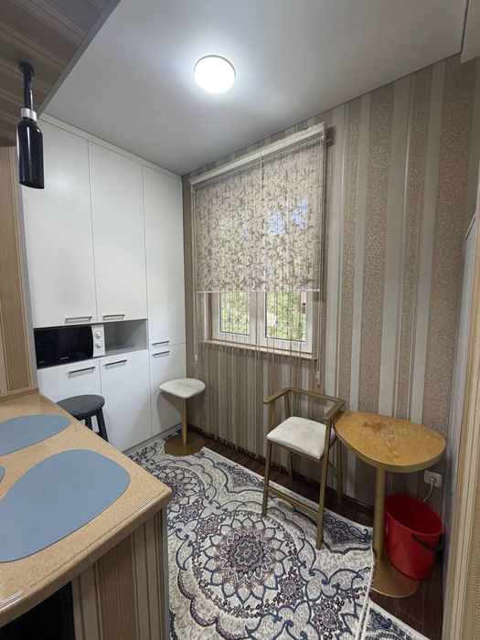 Продаётся квартира Юнусабад7 2 ком 2этаж чистим ремонтом есть порковка