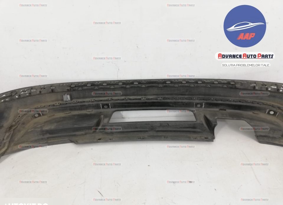 Задна броня R-Line с оригинални сензори във добро състояние Фолксваген