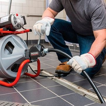 Чистка канализационных труб.Очистка засоров канализации