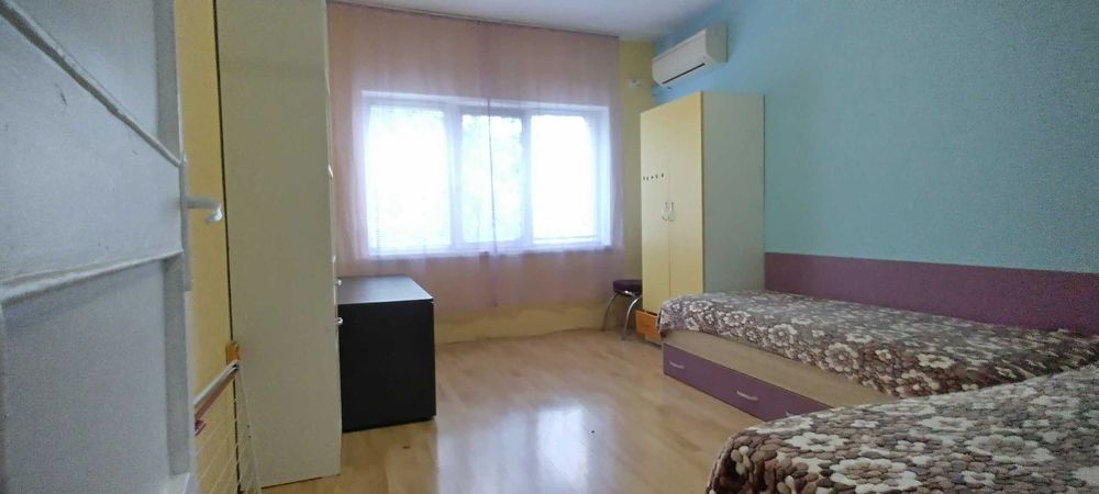 Дава се под наем Тристаен апартамент в Русе, Цветница - 63 кв.м за 300 € - Снимка #2
