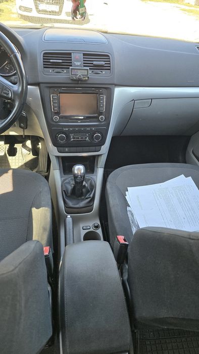 Vând Skoda Yeti an 2010