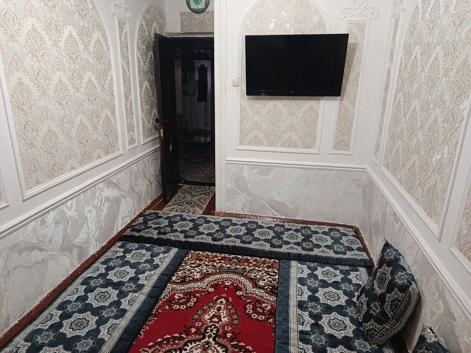 Зарафшон 3хонали квартира сотилади