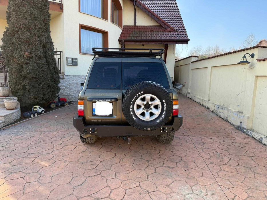 Nissan Patrol Y61