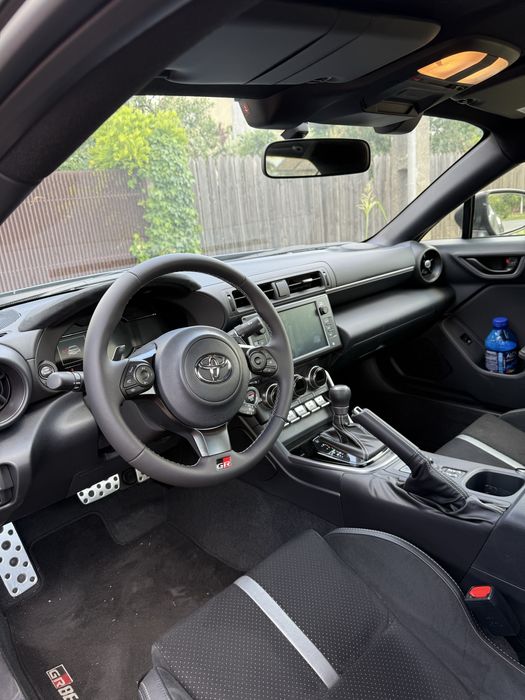 Toyota GR86 Model Premium.  TVA DEDUCTIBIL