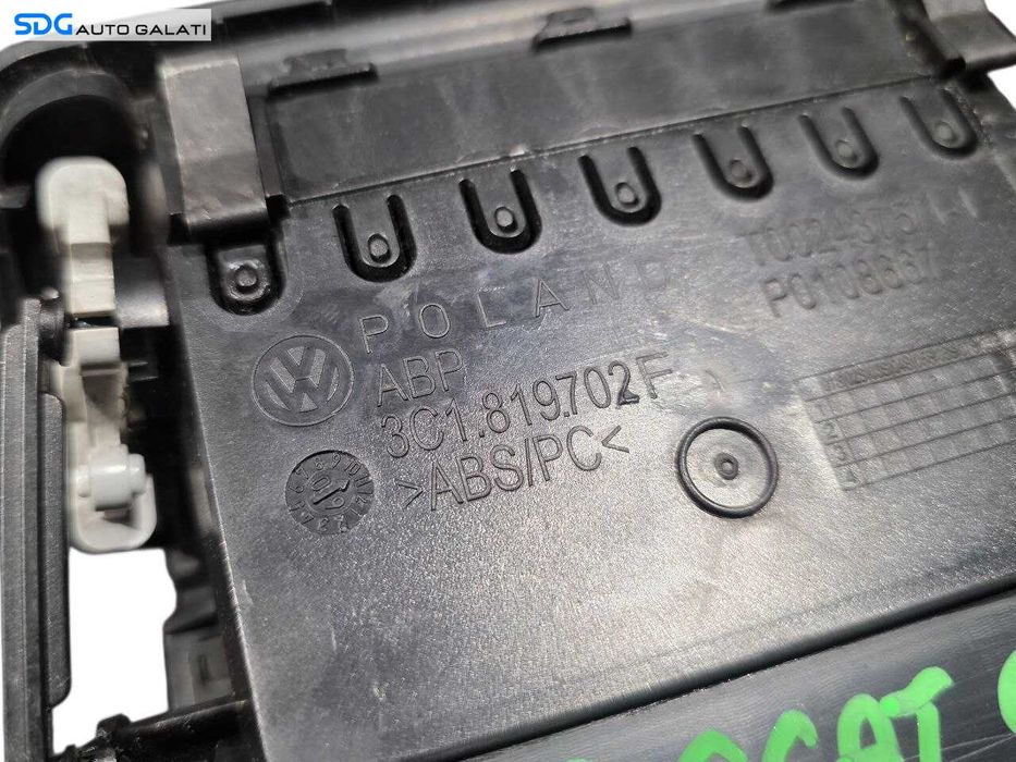 Grila Gura Aer Aerisire Ventilatie Bord Dreapta Volkswagen Passat B6 2005 - 2010 Cod 3C1819702F [N4191]