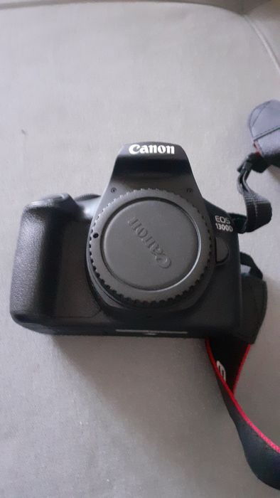 Фотоаппарат Canon EOS 1300D