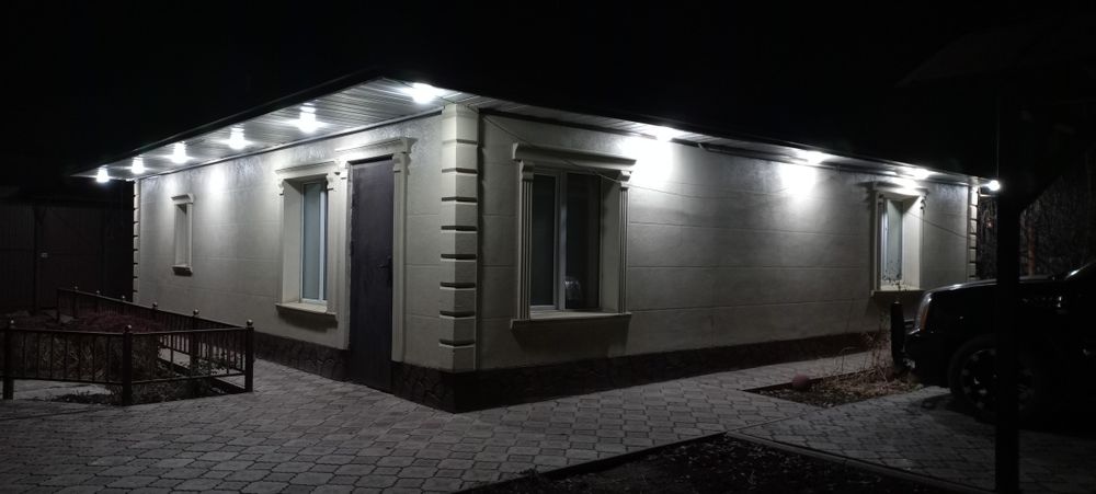 Продам в комплексе автосервис, дом, участок
