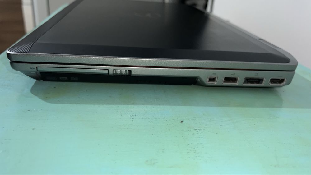 Лаптоп делл Е6520