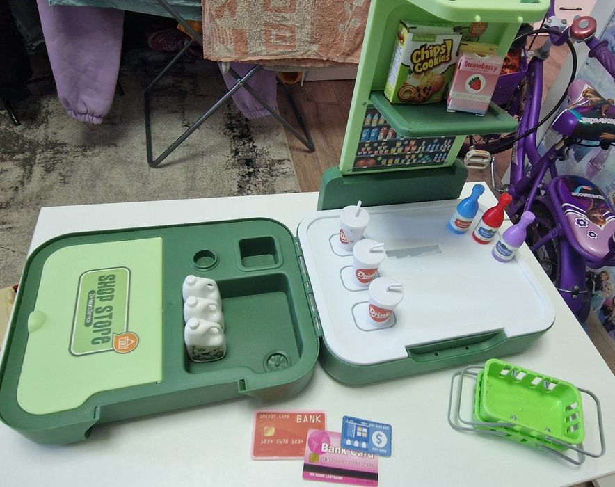 Продам игровой набор Магазин + касса