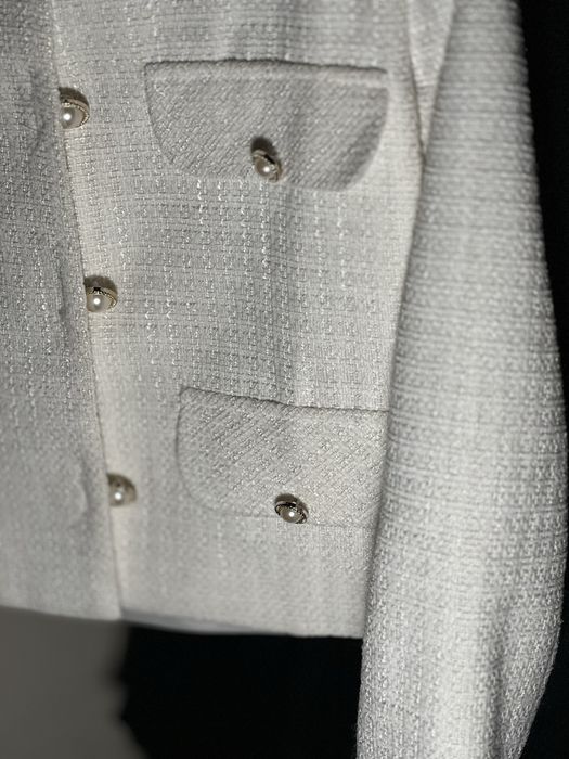 Бежевый (молочный) пиджак