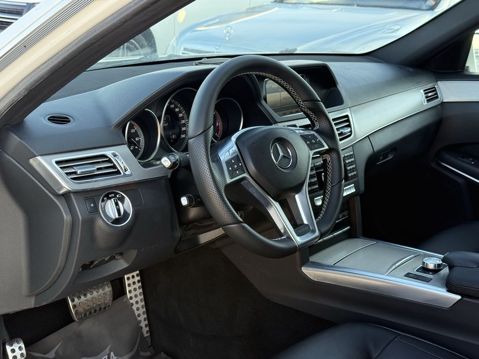 Mercedes-Benz E 220 D* 2014г* Amg Line* PreFace* Топ Състояние*