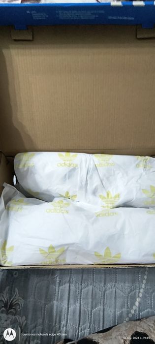 Кроссы новые белые